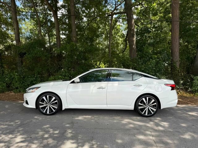 Білий Ніссан Альтіма, об'ємом двигуна 2.5 л та пробігом 31 тис. км за 6300 $, фото 1 на Automoto.ua