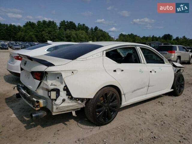 Білий Ніссан Альтіма, об'ємом двигуна 2.49 л та пробігом 85 тис. км за 2600 $, фото 2 на Automoto.ua