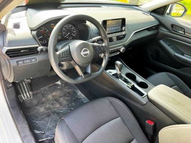 Белый Ниссан Альтима, объемом двигателя 2.5 л и пробегом 3 тыс. км за 9200 $, фото 9 на Automoto.ua