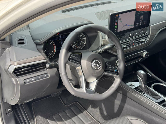 Белый Ниссан Альтима, объемом двигателя 2.5 л и пробегом 4 тыс. км за 24900 $, фото 41 на Automoto.ua