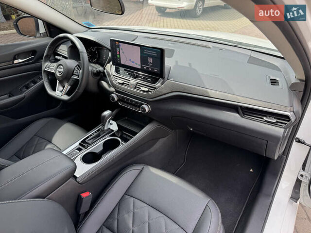 Белый Ниссан Альтима, объемом двигателя 2.5 л и пробегом 4 тыс. км за 24900 $, фото 66 на Automoto.ua