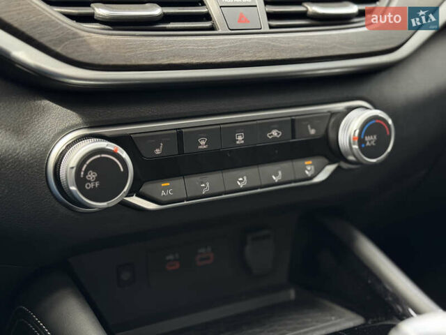 Белый Ниссан Альтима, объемом двигателя 2.5 л и пробегом 4 тыс. км за 24900 $, фото 48 на Automoto.ua