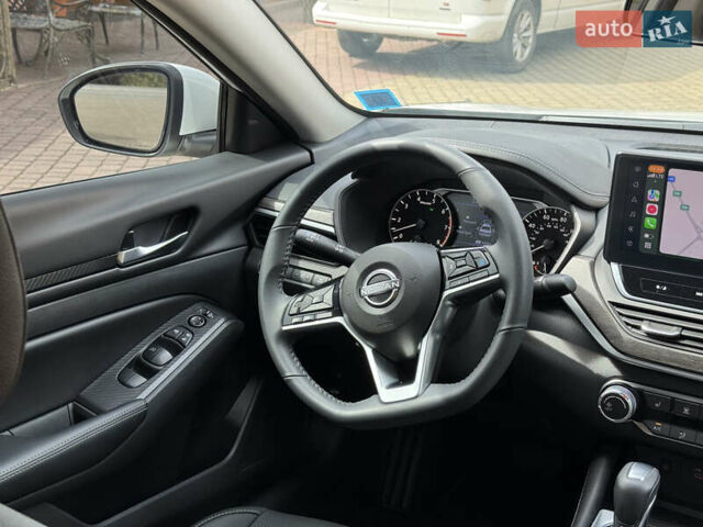 Белый Ниссан Альтима, объемом двигателя 2.5 л и пробегом 4 тыс. км за 24900 $, фото 42 на Automoto.ua