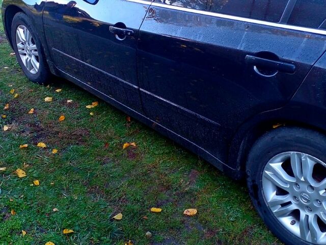 Чорний Ніссан Альтіма, об'ємом двигуна 2.5 л та пробігом 180 тис. км за 7000 $, фото 2 на Automoto.ua