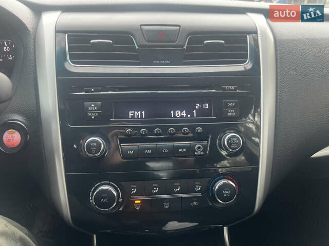 Черный Ниссан Альтима, объемом двигателя 2.49 л и пробегом 111 тыс. км за 8300 $, фото 13 на Automoto.ua