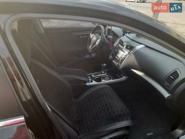 Чорний Ніссан Альтіма, об'ємом двигуна 2.49 л та пробігом 282 тис. км за 8200 $, фото 3 на Automoto.ua
