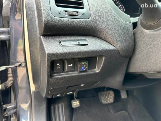 Черный Ниссан Альтима, объемом двигателя 2.5 л и пробегом 180 тыс. км за 9490 $, фото 25 на Automoto.ua