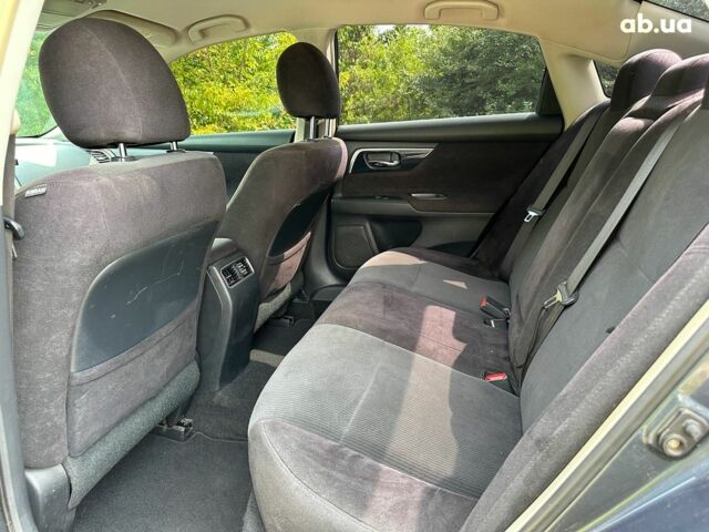 Черный Ниссан Альтима, объемом двигателя 2.5 л и пробегом 180 тыс. км за 9490 $, фото 15 на Automoto.ua