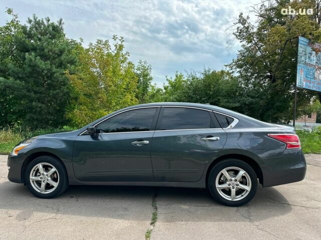 Черный Ниссан Альтима, объемом двигателя 2.5 л и пробегом 180 тыс. км за 9490 $, фото 9 на Automoto.ua