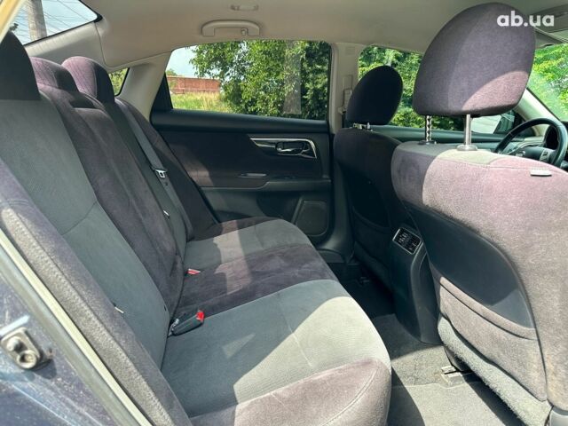 Черный Ниссан Альтима, объемом двигателя 2.5 л и пробегом 180 тыс. км за 9490 $, фото 12 на Automoto.ua