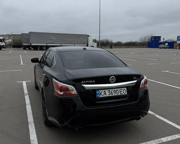 Черный Ниссан Альтима, объемом двигателя 2.49 л и пробегом 160 тыс. км за 9700 $, фото 2 на Automoto.ua