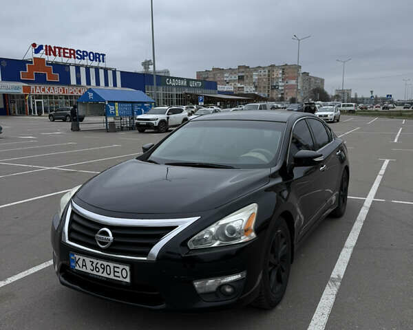 Черный Ниссан Альтима, объемом двигателя 2.49 л и пробегом 160 тыс. км за 9700 $, фото 9 на Automoto.ua