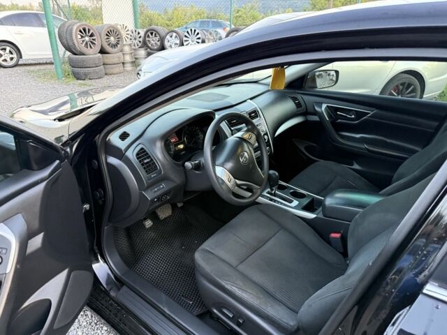 Чорний Ніссан Альтіма, об'ємом двигуна 2.5 л та пробігом 110 тис. км за 8800 $, фото 7 на Automoto.ua
