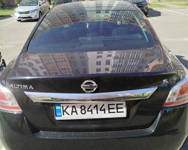 Черный Ниссан Альтима, объемом двигателя 2.5 л и пробегом 160 тыс. км за 9500 $, фото 2 на Automoto.ua