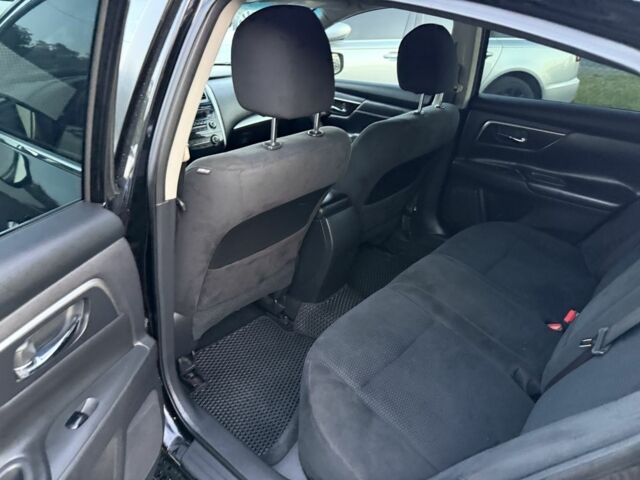 Чорний Ніссан Альтіма, об'ємом двигуна 2.5 л та пробігом 110 тис. км за 8800 $, фото 8 на Automoto.ua