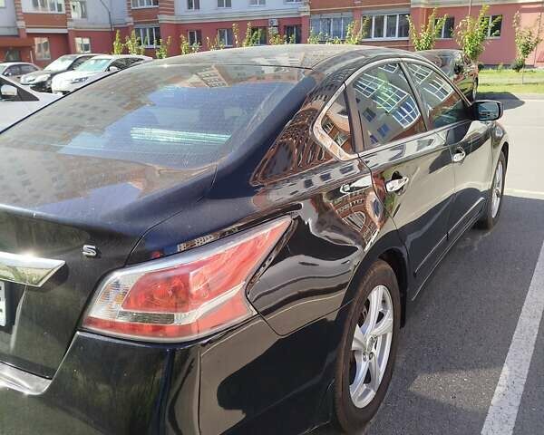 Черный Ниссан Альтима, объемом двигателя 2.5 л и пробегом 160 тыс. км за 9500 $, фото 6 на Automoto.ua