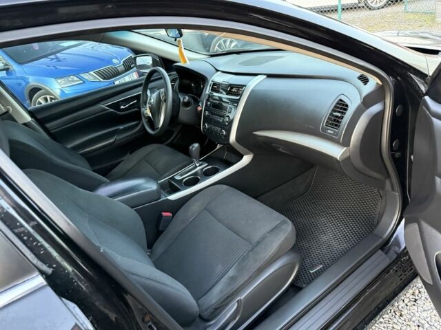 Чорний Ніссан Альтіма, об'ємом двигуна 2.5 л та пробігом 110 тис. км за 8800 $, фото 3 на Automoto.ua