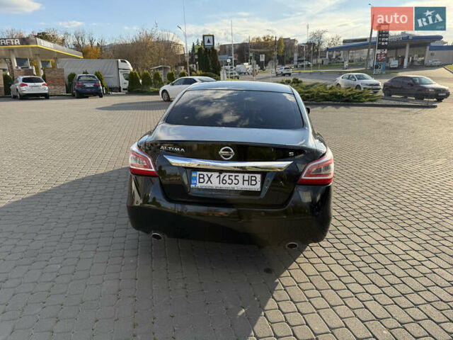Черный Ниссан Альтима, объемом двигателя 2.49 л и пробегом 280 тыс. км за 8399 $, фото 4 на Automoto.ua