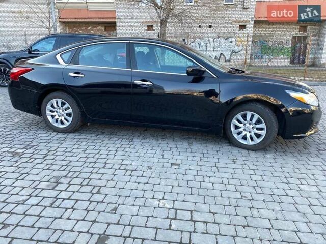 Черный Ниссан Альтима, объемом двигателя 2.49 л и пробегом 153 тыс. км за 8650 $, фото 10 на Automoto.ua