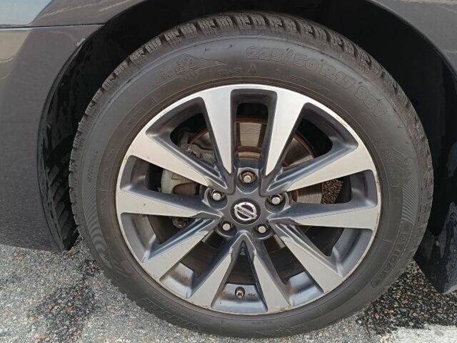 Черный Ниссан Альтима, объемом двигателя 2.5 л и пробегом 258 тыс. км за 7900 $, фото 8 на Automoto.ua