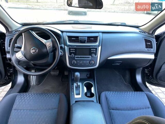 Черный Ниссан Альтима, объемом двигателя 2.49 л и пробегом 153 тыс. км за 8650 $, фото 25 на Automoto.ua