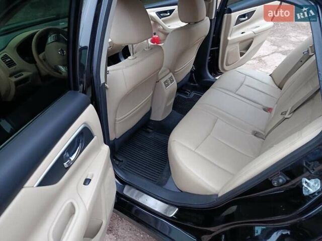 Чорний Ніссан Альтіма, об'ємом двигуна 2.49 л та пробігом 129 тис. км за 11700 $, фото 11 на Automoto.ua