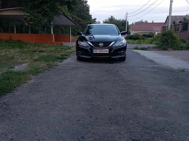 Ниссан Альтима 2016 в Днепре (Днепропетровске) на Automoto.ua Черный Ниссан Альтима, объемом двигателя 2.5 л и пробегом 82 тыс. км за 12600 $, фото 1 на Automoto.ua