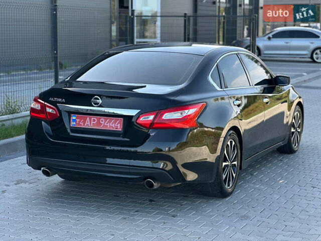 Чорний Ніссан Альтіма, об'ємом двигуна 2.5 л та пробігом 220 тис. км за 9500 $, фото 7 на Automoto.ua