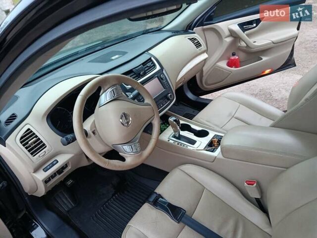 Чорний Ніссан Альтіма, об'ємом двигуна 2.49 л та пробігом 129 тис. км за 11700 $, фото 15 на Automoto.ua