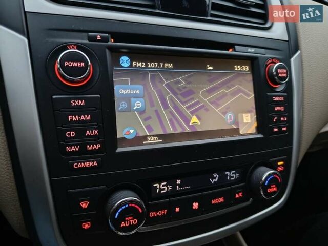 Чорний Ніссан Альтіма, об'ємом двигуна 2.49 л та пробігом 129 тис. км за 11700 $, фото 26 на Automoto.ua