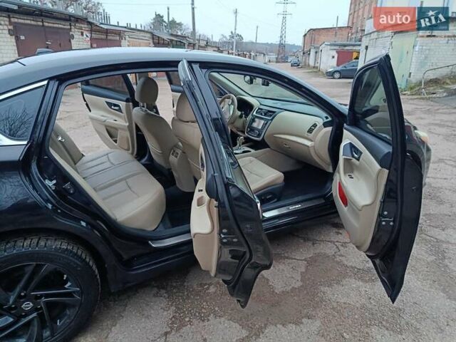 Чорний Ніссан Альтіма, об'ємом двигуна 2.49 л та пробігом 129 тис. км за 11700 $, фото 13 на Automoto.ua