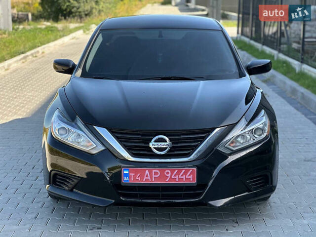 Чорний Ніссан Альтіма, об'ємом двигуна 2.5 л та пробігом 220 тис. км за 9500 $, фото 8 на Automoto.ua