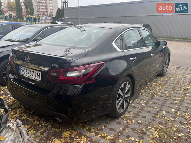 Черный Ниссан Альтима, объемом двигателя 2.49 л и пробегом 171 тыс. км за 8888 $, фото 15 на Automoto.ua