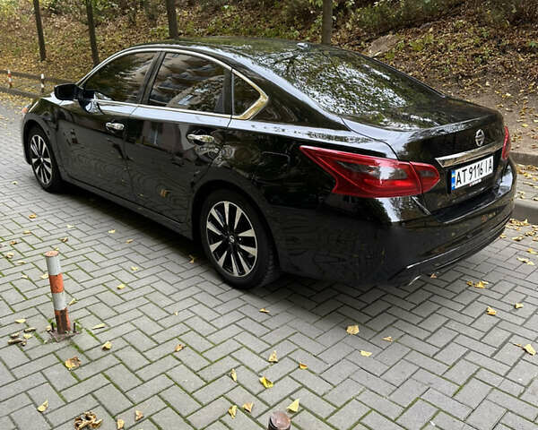 Черный Ниссан Альтима, объемом двигателя 2.49 л и пробегом 142 тыс. км за 11500 $, фото 8 на Automoto.ua