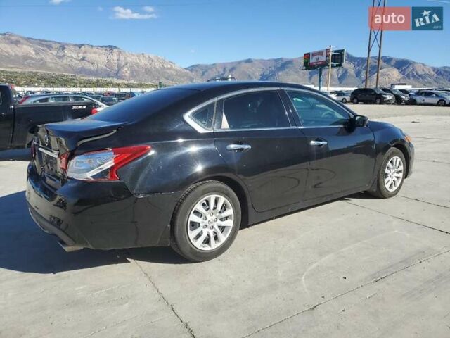 Черный Ниссан Альтима, объемом двигателя 2.49 л и пробегом 129 тыс. км за 1300 $, фото 2 на Automoto.ua