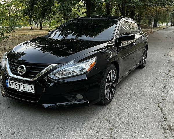 Черный Ниссан Альтима, объемом двигателя 2.49 л и пробегом 139 тыс. км за 11850 $, фото 10 на Automoto.ua