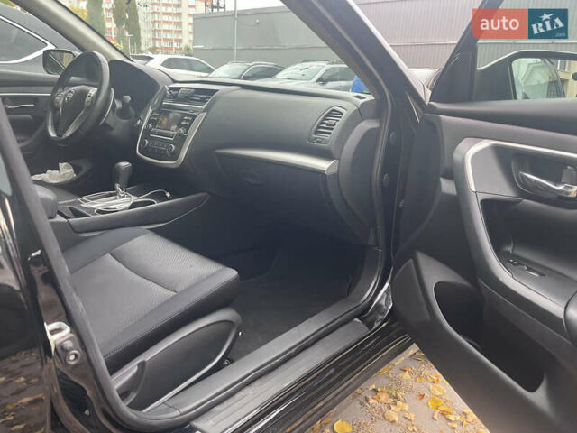 Черный Ниссан Альтима, объемом двигателя 2.49 л и пробегом 171 тыс. км за 8888 $, фото 28 на Automoto.ua