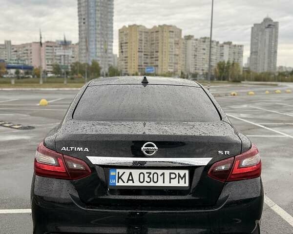 Черный Ниссан Альтима, объемом двигателя 2.49 л и пробегом 162 тыс. км за 13400 $, фото 1 на Automoto.ua