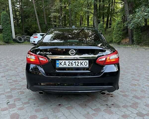 Черный Ниссан Альтима, объемом двигателя 2.49 л и пробегом 145 тыс. км за 12500 $, фото 13 на Automoto.ua