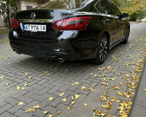 Черный Ниссан Альтима, объемом двигателя 2.49 л и пробегом 142 тыс. км за 11500 $, фото 11 на Automoto.ua