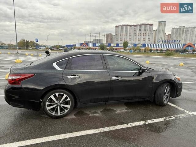 Черный Ниссан Альтима, объемом двигателя 2.49 л и пробегом 162 тыс. км за 13400 $, фото 7 на Automoto.ua