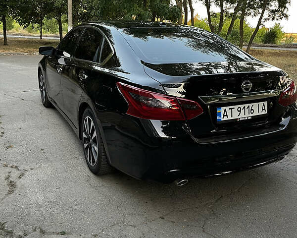 Черный Ниссан Альтима, объемом двигателя 2.49 л и пробегом 139 тыс. км за 11850 $, фото 8 на Automoto.ua