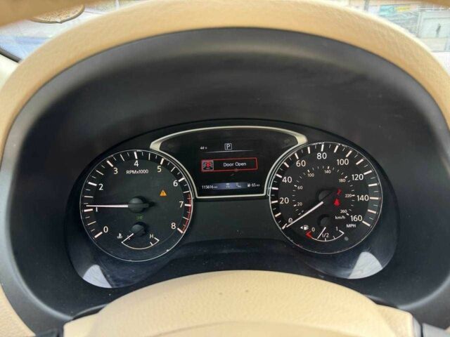 Черный Ниссан Альтима, объемом двигателя 2.5 л и пробегом 175 тыс. км за 8000 $, фото 7 на Automoto.ua