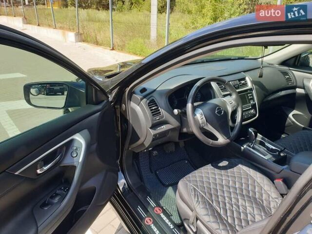 Черный Ниссан Альтима, объемом двигателя 2.49 л и пробегом 68 тыс. км за 13200 $, фото 10 на Automoto.ua
