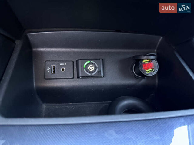 Черный Ниссан Альтима, объемом двигателя 2.49 л и пробегом 120 тыс. км за 10999 $, фото 17 на Automoto.ua