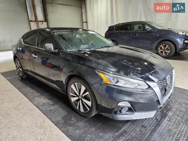 Черный Ниссан Альтима, объемом двигателя 2.5 л и пробегом 59 тыс. км за 2900 $, фото 3 на Automoto.ua