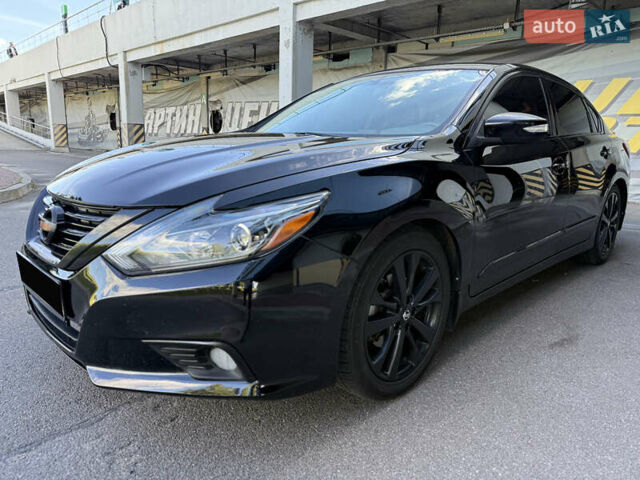 Черный Ниссан Альтима, объемом двигателя 2.49 л и пробегом 120 тыс. км за 10999 $, фото 2 на Automoto.ua
