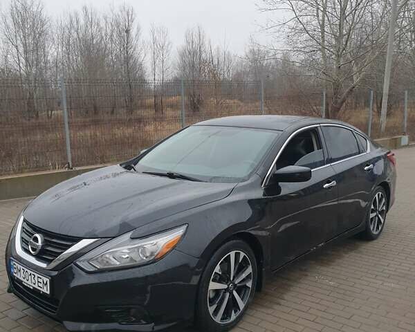 Черный Ниссан Альтима, объемом двигателя 2.49 л и пробегом 68 тыс. км за 13200 $, фото 1 на Automoto.ua