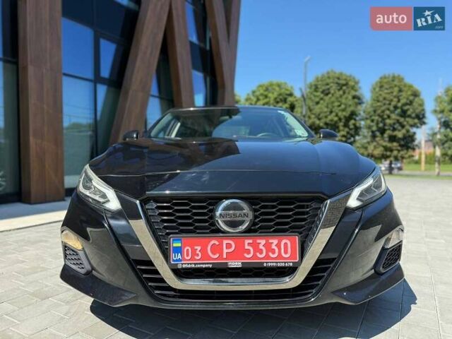 Чорний Ніссан Альтіма, об'ємом двигуна 2.5 л та пробігом 172 тис. км за 12000 $, фото 11 на Automoto.ua