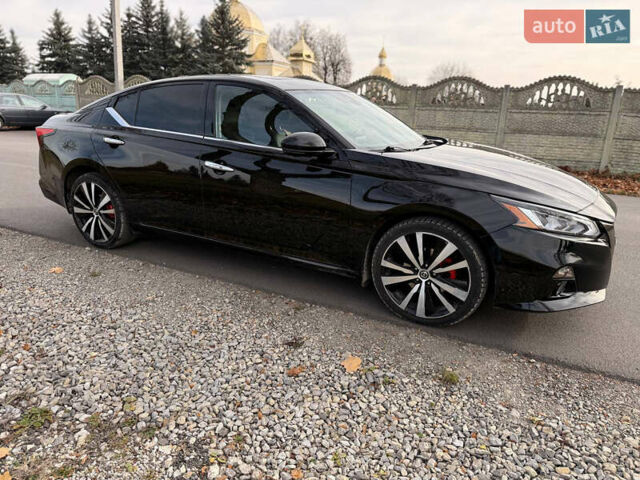 Черный Ниссан Альтима, объемом двигателя 2.49 л и пробегом 122 тыс. км за 16100 $, фото 5 на Automoto.ua